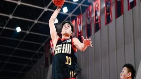 中国红熊猫演绎极限杂技，历经波折终获成功！